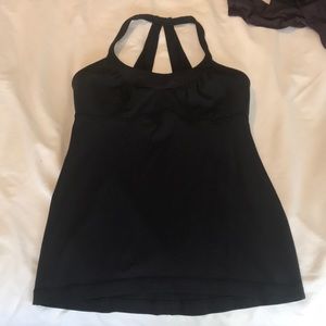 Lululemon scoop neck tank size 6 black